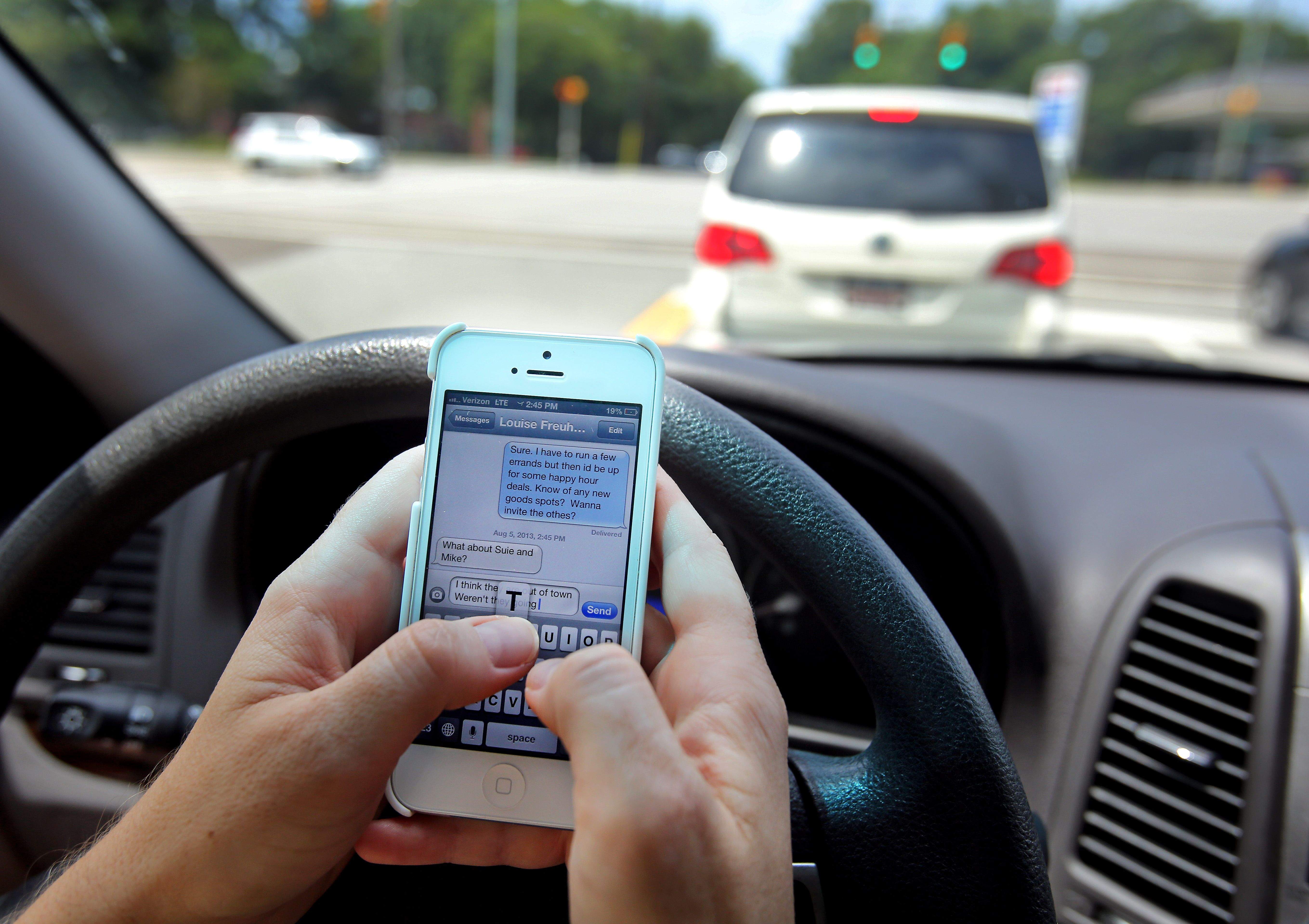 texting-and-driving-causes-injuries texting-and-driving-causes-injuries