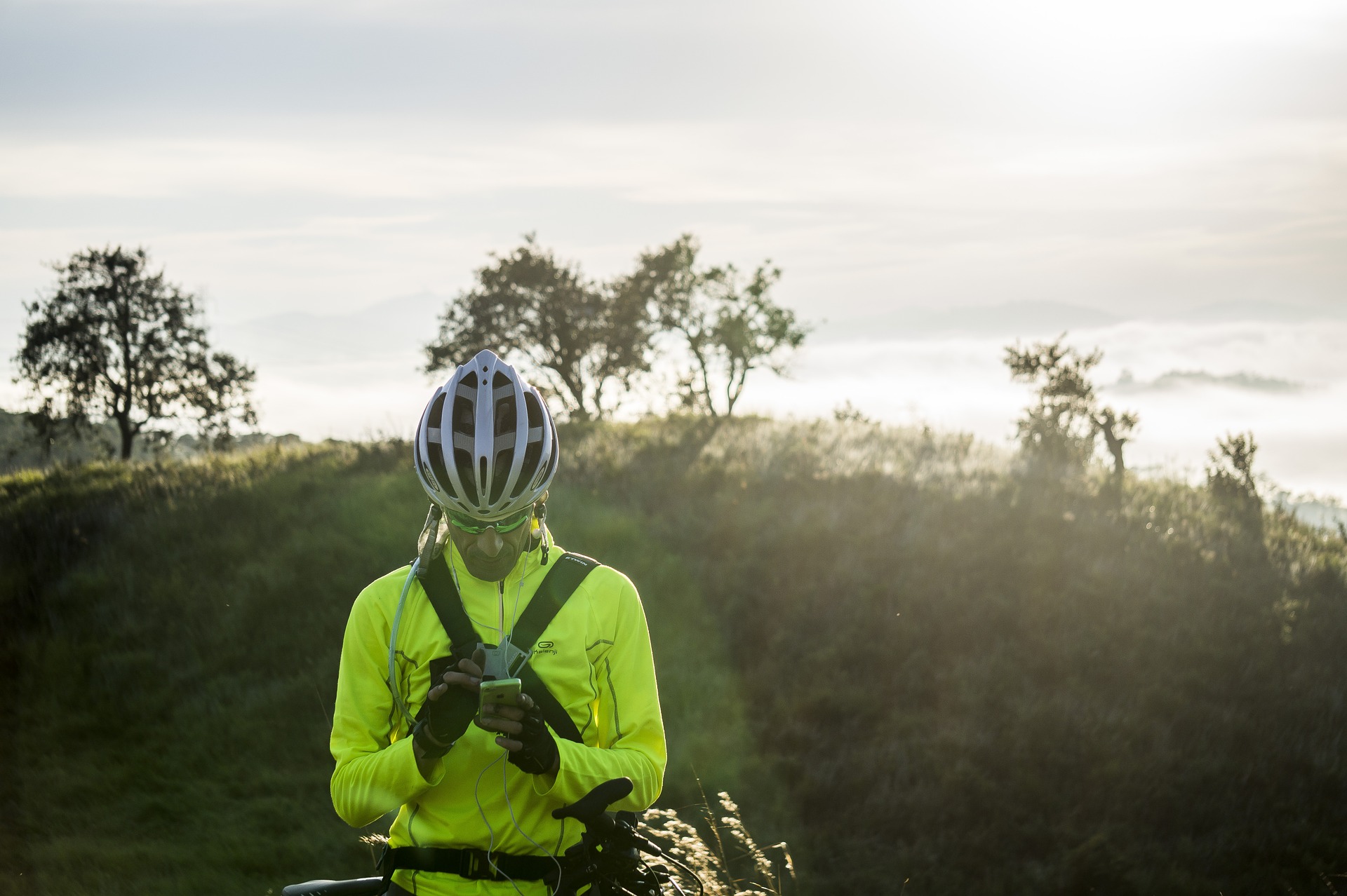 cycling-1533268_1920 cycling-1533268_1920